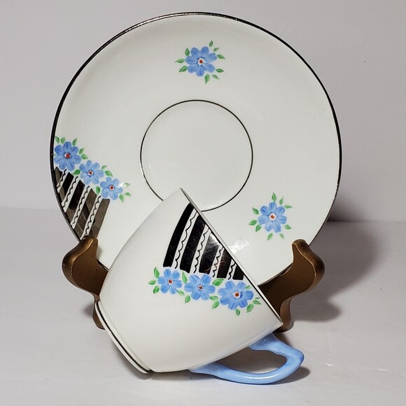 Windsor Teacup and Saucer Art Deco Blue Flowers Vintage - Picture 4 of 9